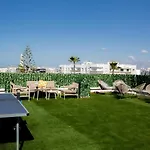 Vue Exceptionnelle Et Confort Contemporain